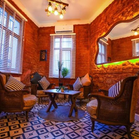White Bolshoi Rooms Istanbul Ngoại thất bức ảnh